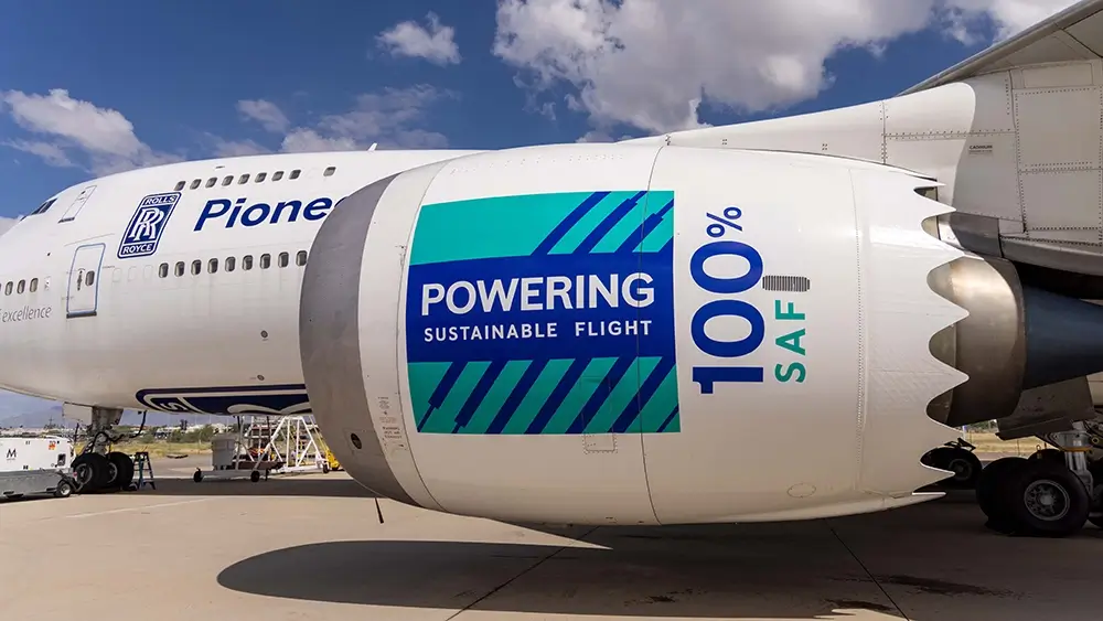 Rolls-Royce Just Flew a Boeing 747 Jumbo Using 100% Sustainable Aviation Fuel